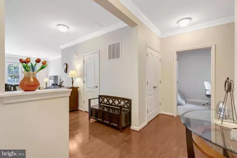 Entry Way - 44063 Vaira Ter, Chantilly, VA 20152 photo 4 of 8