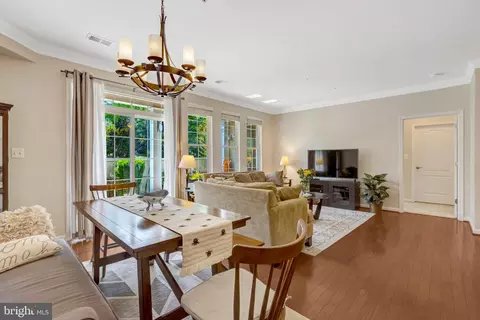 Dining - 44063 Vaira Ter, Chantilly, VA 20152 photo 2 of 2