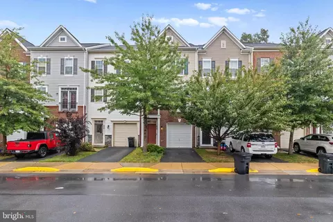 822 Savile Row Ter, Purcellville, VA 20132
