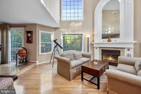 21113 Crocus Ter, Ashburn, VA 20147 photo 7