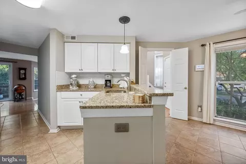 21113 Crocus Ter, Ashburn, VA 20147 photo 18