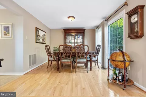 21113 Crocus Ter, Ashburn, VA 20147 photo 9