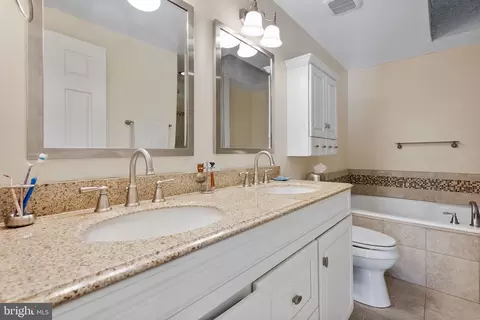 21113 Crocus Ter, Ashburn, VA 20147 photo 33