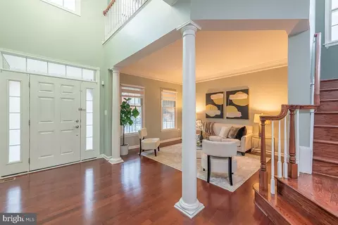 Entry Way - 43308 Barnstead Dr, Ashburn, VA 20148 photo 2 of 11