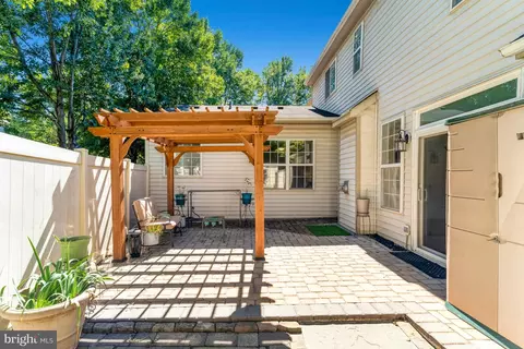 Exterior - 20530 Dillonvale Ter, Ashburn, VA 20147 photo 3 of 6
