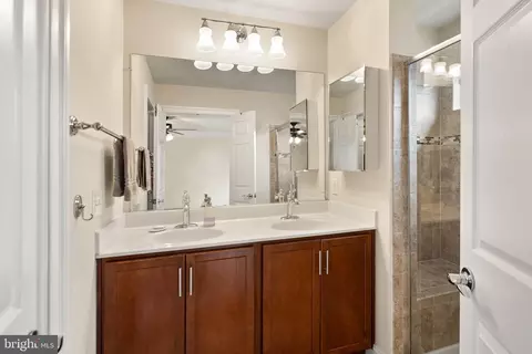 42686 Tunstall Ter, Ashburn, VA 20147 photo 21