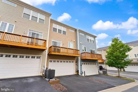 42686 Tunstall Ter, Ashburn, VA 20147 photo 39
