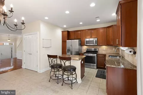 42686 Tunstall Ter, Ashburn, VA 20147 photo 9
