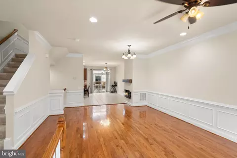 42686 Tunstall Ter, Ashburn, VA 20147 photo 5
