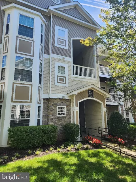 507 Sunset View Ter SE #207, Leesburg, VA 20175
