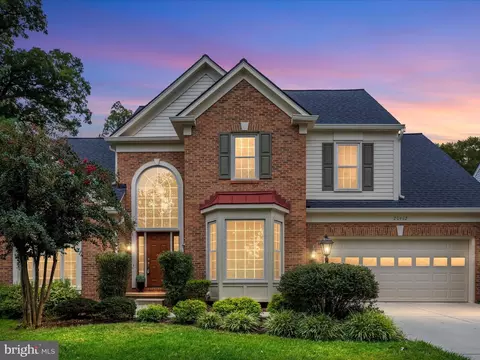 20462 Quarterpath Trace Cir, Sterling, VA 20165 photo 2