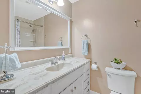 Bath - 400 E Poplar Rd, Sterling, VA 20164 photo 2 of 4