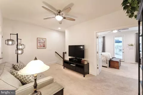 Entry Way - 42788 Macbeth Ter, Ashburn, VA 20148 photo 4 of 4