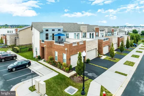42788 Macbeth Ter, Ashburn, VA 20148