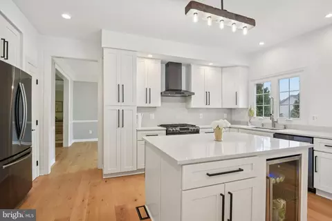 43361 Deepspring Ct, Ashburn, VA 20147 photo 5