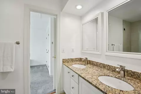 43361 Deepspring Ct, Ashburn, VA 20147 photo 37