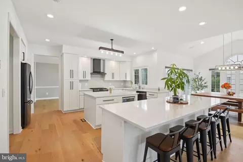 43361 Deepspring Ct, Ashburn, VA 20147 photo 8