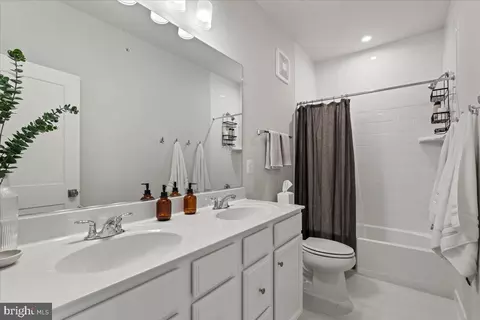 44614 Wolfhound Sq, Ashburn, VA 20147 photo 37
