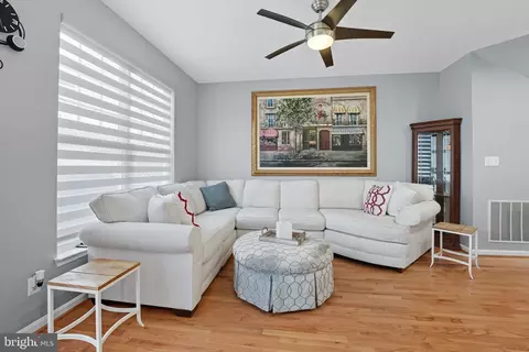 43258 Tumbletree Ter, Broadlands, VA 20148 photo 12