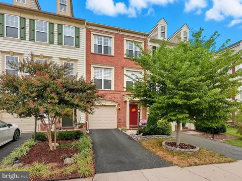 43258 Tumbletree Ter, Broadlands, VA 20148