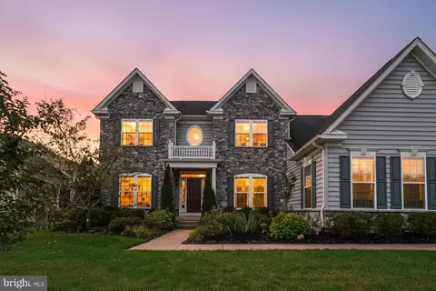 42549 Fawn Meadow Pl, Chantilly, VA 20152