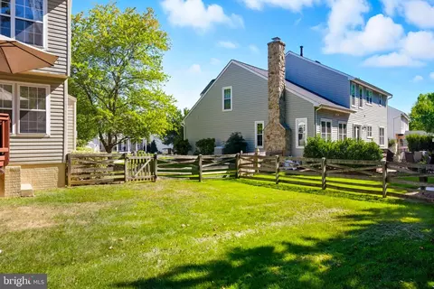 Exterior - 21563 Awbrey Pl, Broadlands, VA 20148 photo 7 of 17