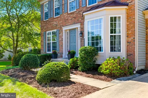 Exterior - 21563 Awbrey Pl, Broadlands, VA 20148 photo 4 of 17
