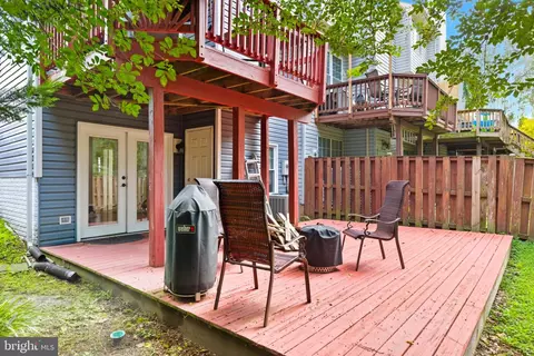 Exterior - 47587 Comer Sq, Sterling, VA 20165 photo 11 of 12