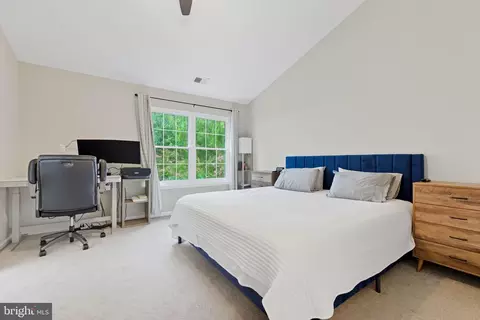 Bedroom - 47587 Comer Sq, Sterling, VA 20165 photo 1 of 6