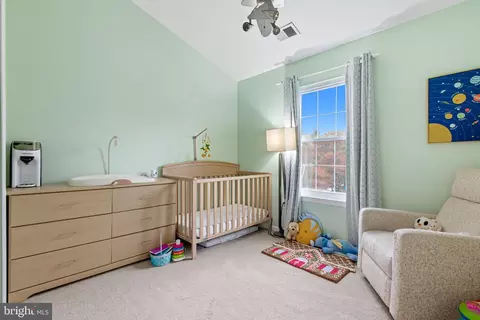 Bedroom - 47587 Comer Sq, Sterling, VA 20165 photo 3 of 6