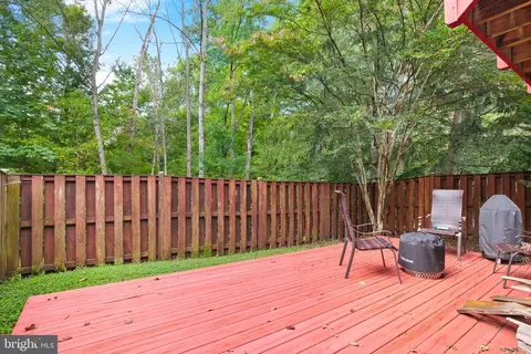 Exterior - 47587 Comer Sq, Sterling, VA 20165 photo 9 of 12