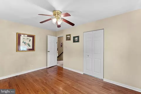 Bedroom - 224 W Beech Rd, Sterling, VA 20164 photo 3 of 5