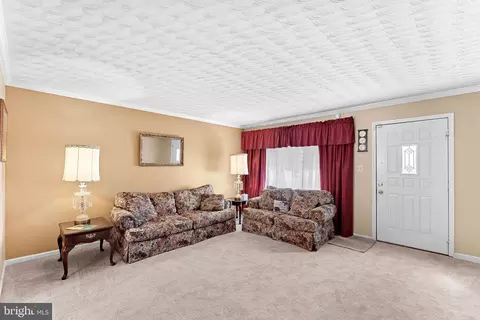 Other - 224 W Beech Rd, Sterling, VA 20164 photo 4 of 20