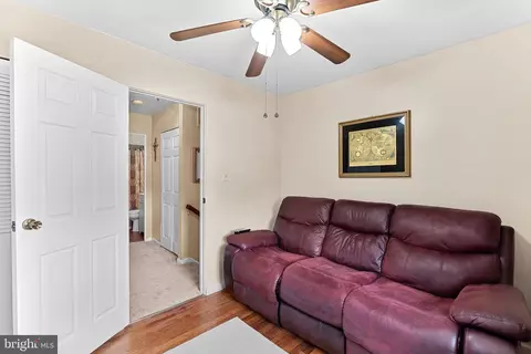 Bedroom - 224 W Beech Rd, Sterling, VA 20164 photo 5 of 5
