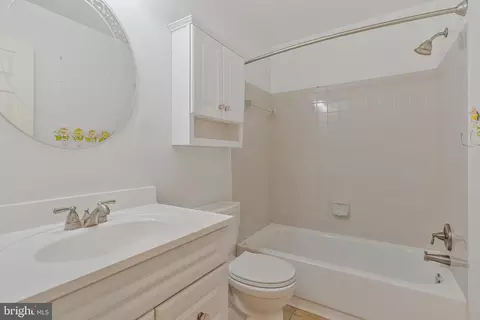 Bath - 43507 Blacksmith Sq, Ashburn, VA 20147 photo 1 of 1