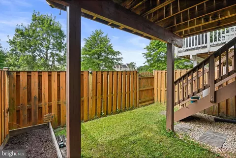Exterior - 43507 Blacksmith Sq, Ashburn, VA 20147 photo 2 of 4