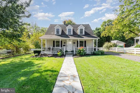 315 Edwards Ferry Rd NE, Leesburg, VA 20176