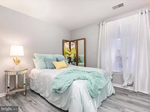 43800 Stonebridge Dr, Ashburn, VA 20147 photo 36