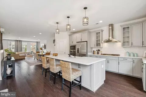 23056 Sullivans Cove Sq, Brambleton, VA 20148