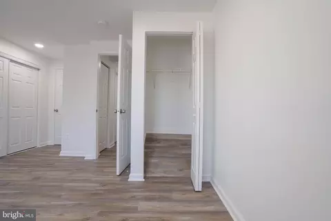 Entry Way - 112 Argus Pl, Sterling, VA 20164 photo 5 of 6