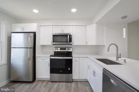 Kitchen - 112 Argus Pl, Sterling, VA 20164 photo 1 of 1