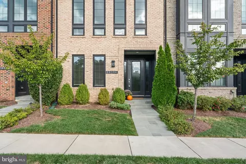 20396 Roslindale Dr, Ashburn, VA 20147 photo 5