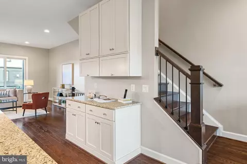 20396 Roslindale Dr, Ashburn, VA 20147 photo 20