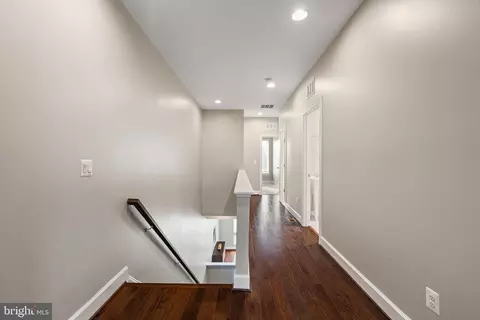 20396 Roslindale Dr, Ashburn, VA 20147 photo 46
