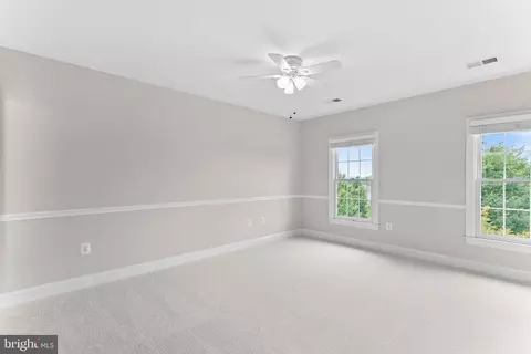 Bedroom - 42645 Cochrans Lock Dr, Ashburn, VA 20148 photo 7 of 11