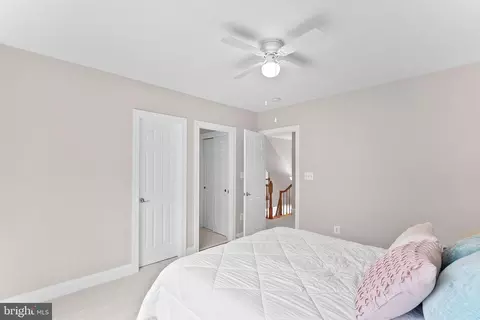 Bedroom - 42645 Cochrans Lock Dr, Ashburn, VA 20148 photo 3 of 11