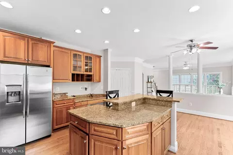Kitchen - 42645 Cochrans Lock Dr, Ashburn, VA 20148 photo 3 of 8