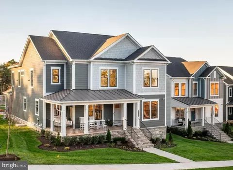 18297 Marmalade Dr, Leesburg, VA 20176