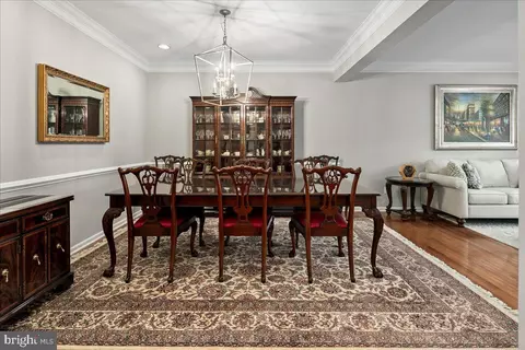 Dining - 19595 Aspendale Sq, Ashburn, VA 20147 photo 3 of 4