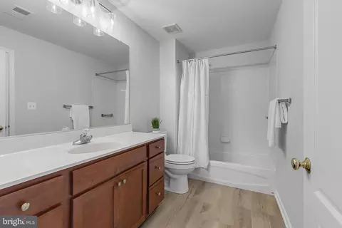 43700 Hamilton Chapel Ter, Ashburn, VA 20148 photo 18